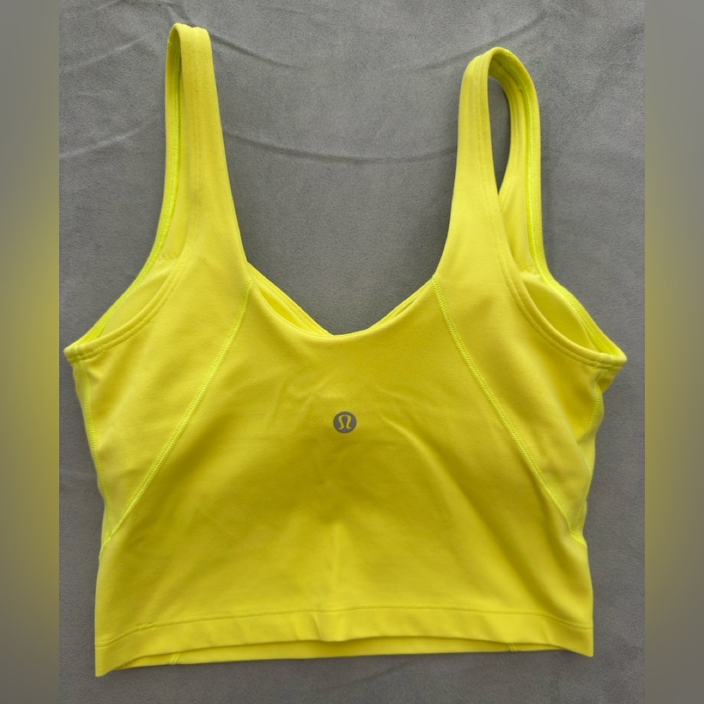 Align Tank - Size 4 - Picture 2 of 3